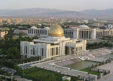 640px-presidentialpalaceashgabat.jpg