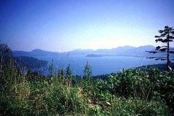 250px-Kussharo Lake, Akan National Park, Hokkaido, Japan.jpg