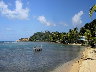 640px-calibishie-beach--dominica-.jpg