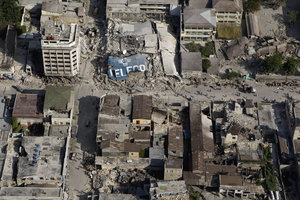 300px-Downtown Port au Prince after earthquake.jpg