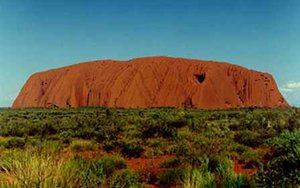 300px-Uluru.jpg