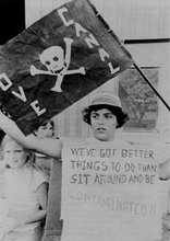 220px-Love Canal protest.jpg