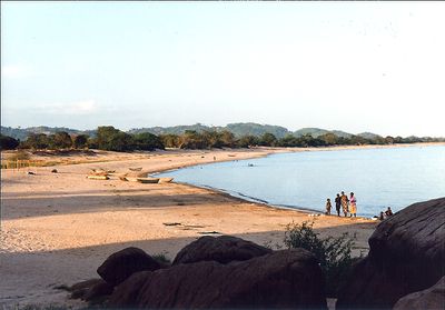 Mwaya-beach--malawi.jpg