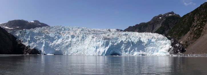 Aialik-glacier-pano.jpg