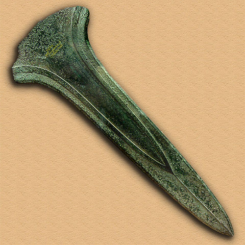 Bronze sword blade (c. 800 BCE)