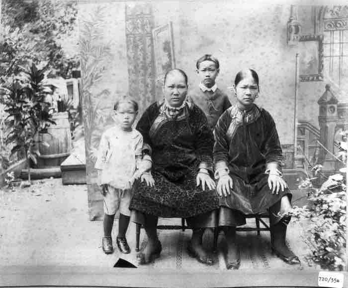 Chinese Family in Suriname